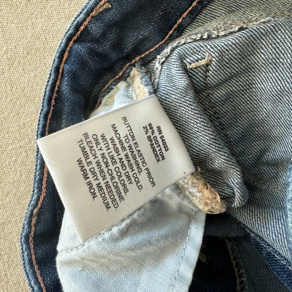 EUC Baby Gap Medium Denim Jean Shorts for Toddler Sz 3 yrs - Picture 4 of 5